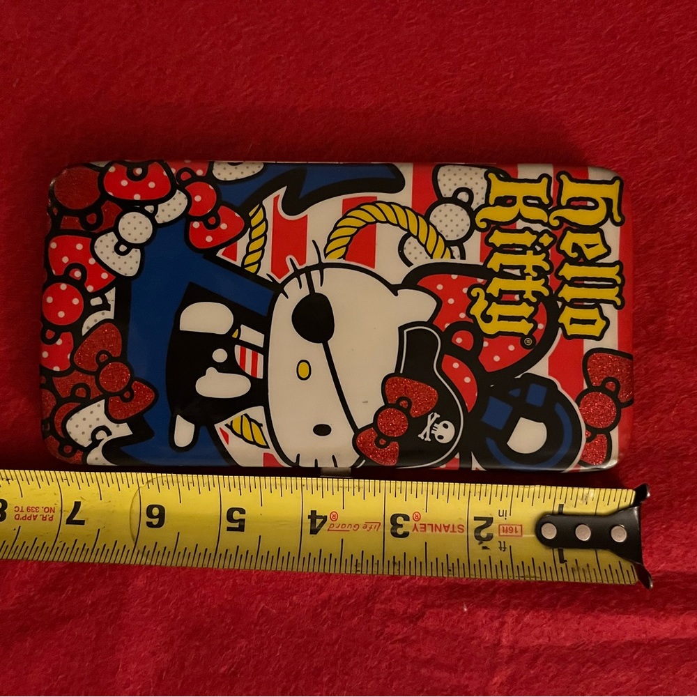 Vintage Hello Kitty Wallet / very cute